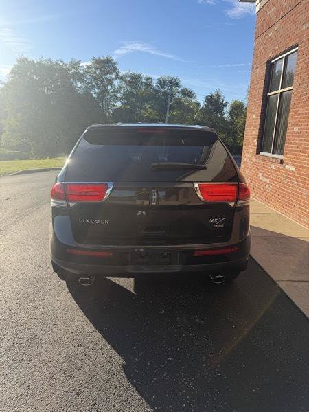 Used 2013 Lincoln MKX AWD image 4