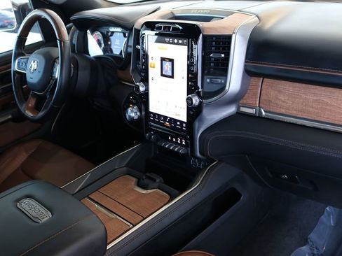 Used 2022 RAM 1500 Limited w/ Body Color Bumper Group image 38