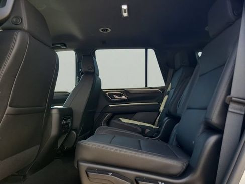 Used 2023 Chevrolet Tahoe LT RWD image 14