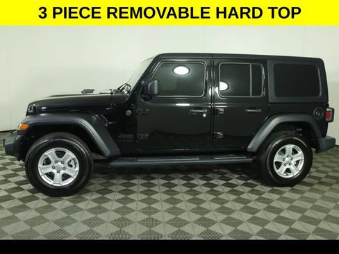 Used 2022 Jeep Wrangler Unlimited Sport AWD/4WD image 5