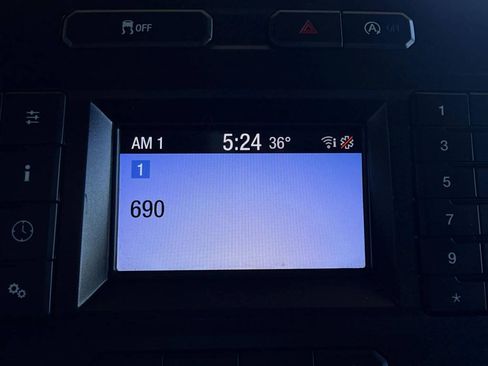 Used 2018 Ford F150 XLT w/ Equipment Group 301A Mid AWD/4WD image 8