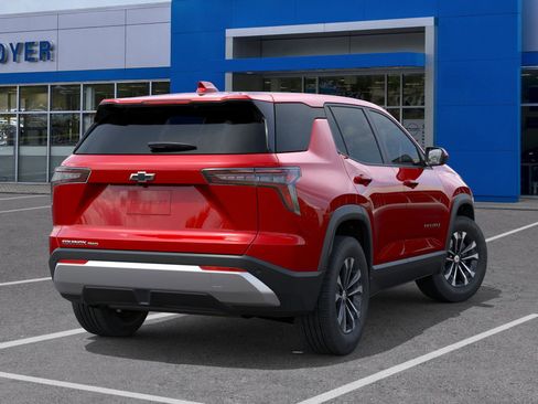 New 2026 Chevrolet Equinox LT image 28