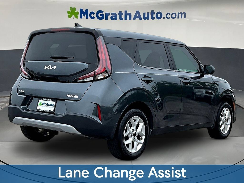 Used 2023 Kia Soul LX w/ Option Group 015 FWD image 8