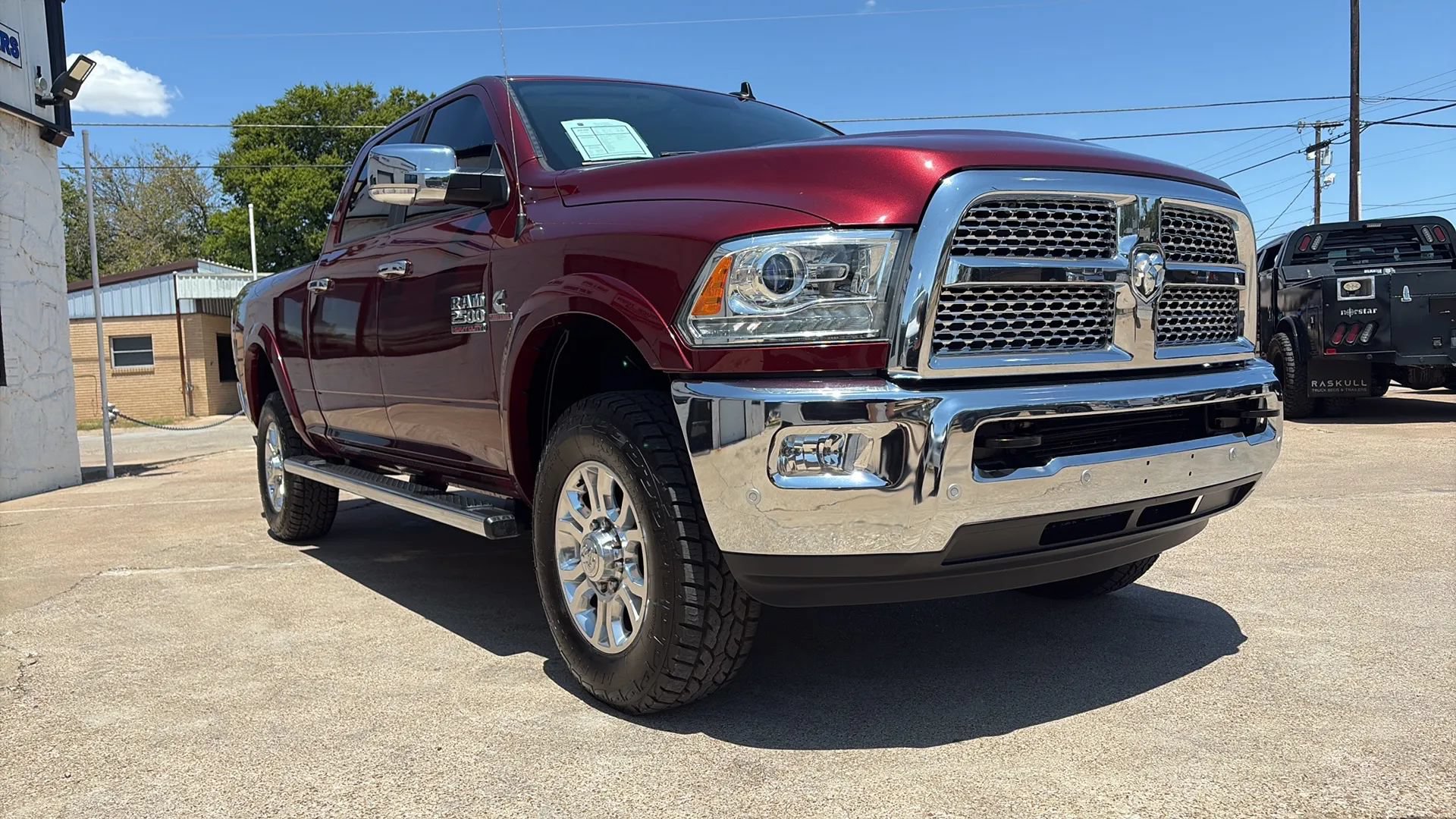 Used 2018 RAM 2500 Laramie AWD/4WD image 4