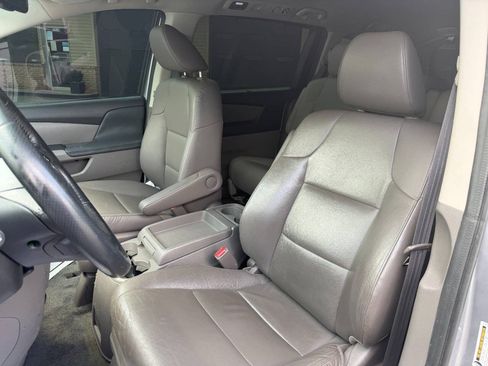 Used 2016 Honda Odyssey EX-L image 17