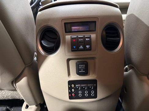 Used 2013 Honda Pilot Touring image 28