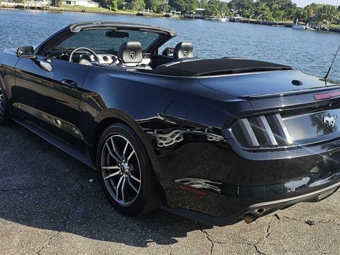 Used 2017 Ford Mustang Premium RWD image 29