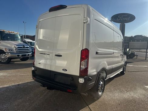 New 2026 Ford Transit 250 148 Medium Roof Extended AWD image 7