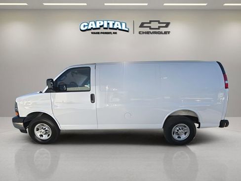 New 2025 Chevrolet Express 2500 w/ Driver Convenience Package RWD image 10