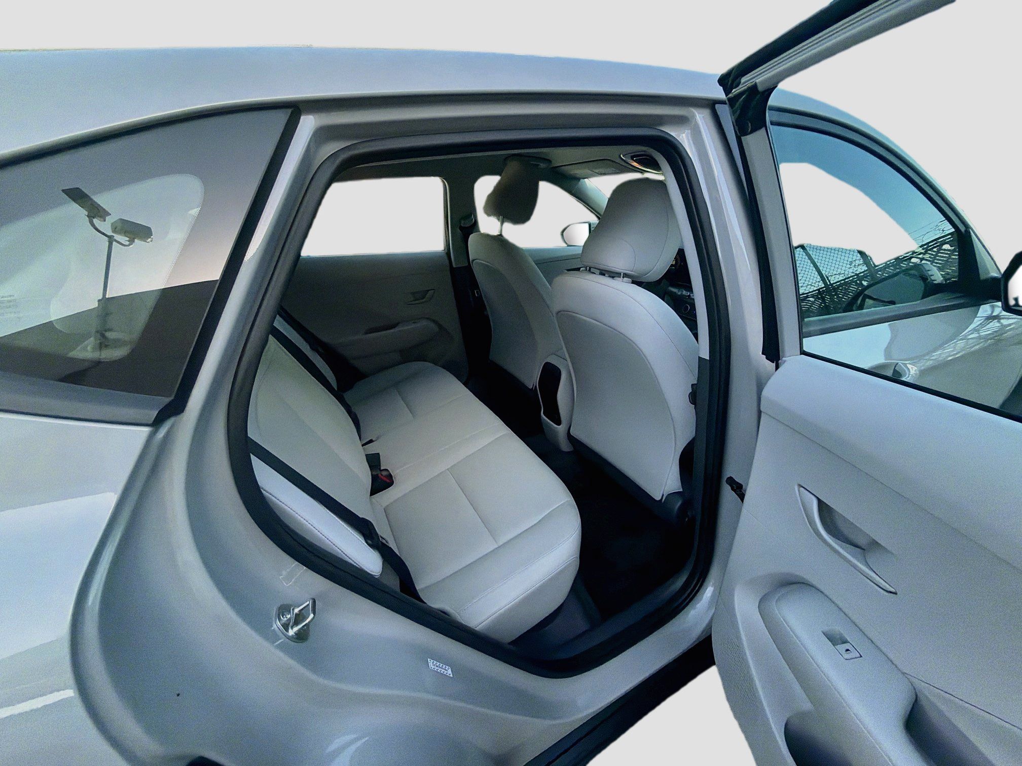 Used 2024 Hyundai Kona SE FWD image 25