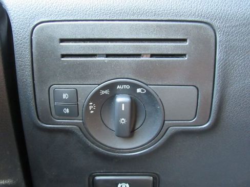 Used 2022 Mercedes-Benz Metris image 25