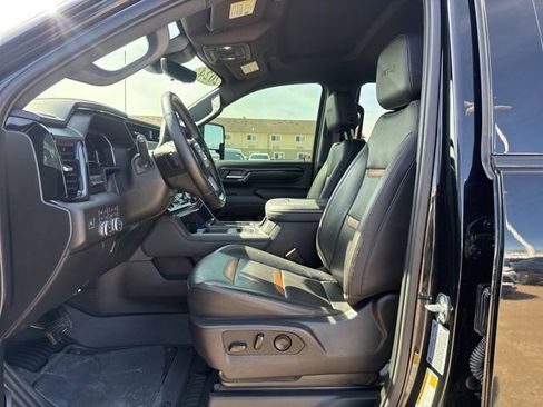 Used 2024 GMC Sierra 2500 AT4 w/ Technology Package image 16