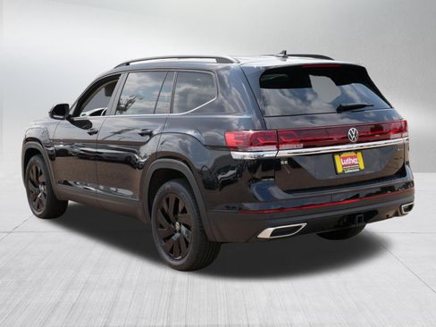 Used 2026 Volkswagen Atlas SE AWD/4WD image 5
