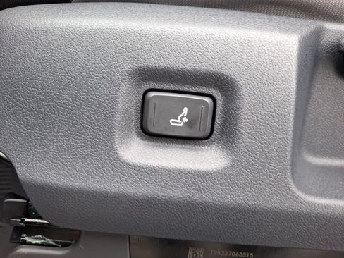 New 2026 Toyota Tacoma TRD Off-Road AWD/4WD image 16