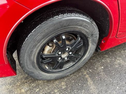 Used 2014 Toyota Prius Three image 35