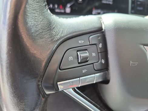 Used 2021 Cadillac Escalade Sport w/ LPO, Illumination Package image 27