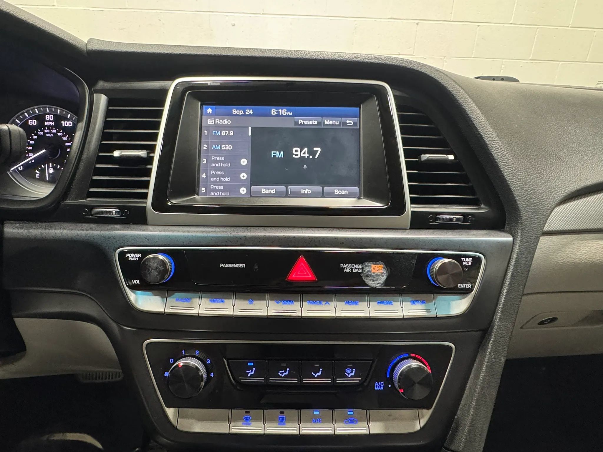 Used 2018 Hyundai Sonata ECO FWD image 19