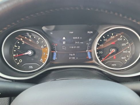 Used 2021 Jeep Compass Limited image 7