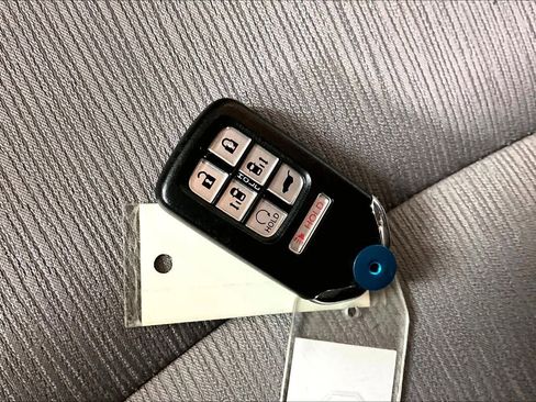 Used 2022 Honda Odyssey EX image 14