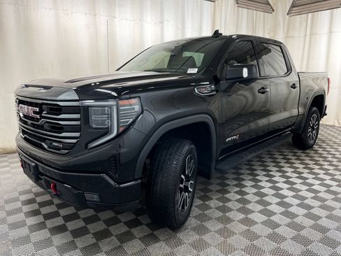 Used 2022 GMC Sierra 1500 AT4 w/ AT4 Premium Package AWD/4WD image 21
