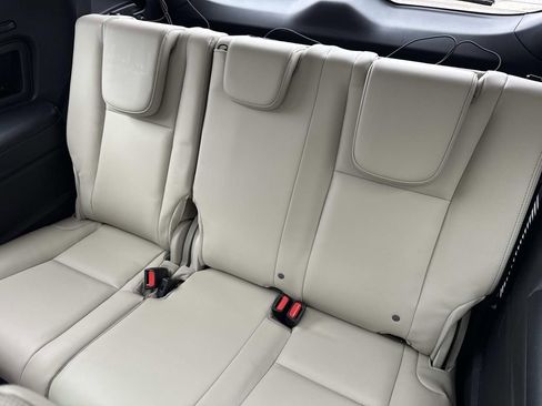 Used 2022 Subaru Ascent Limited w/ Technology Package image 13