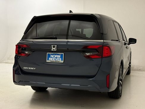 Certified 2026 Honda Odyssey EX-L image 9