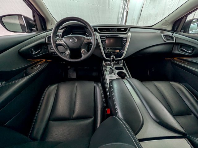 Used 2020 Nissan Murano SL w/ Moonroof Package AWD/4WD image 11