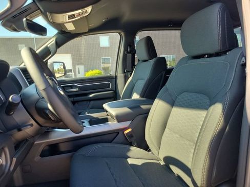 New 2026 RAM 1500 Big Horn AWD/4WD image 5