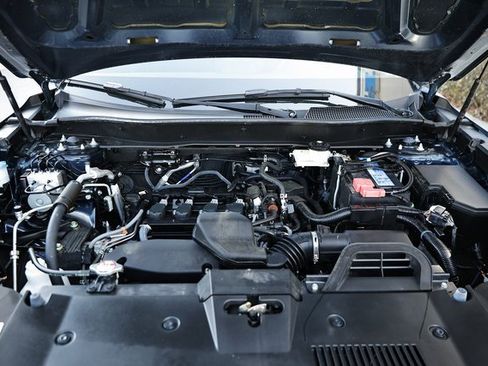 Certified 2024 Honda CR-V LX image 30