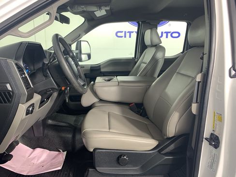 Used 2021 Ford F250 XL w/ Power Equipment Group AWD/4WD image 14