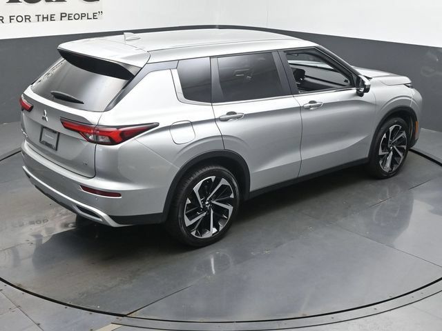 Used 2024 Mitsubishi Outlander SE FWD image 46