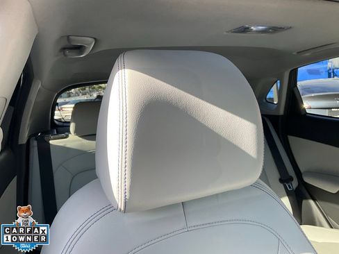 Used 2023 Hyundai Kona Limited FWD image 64
