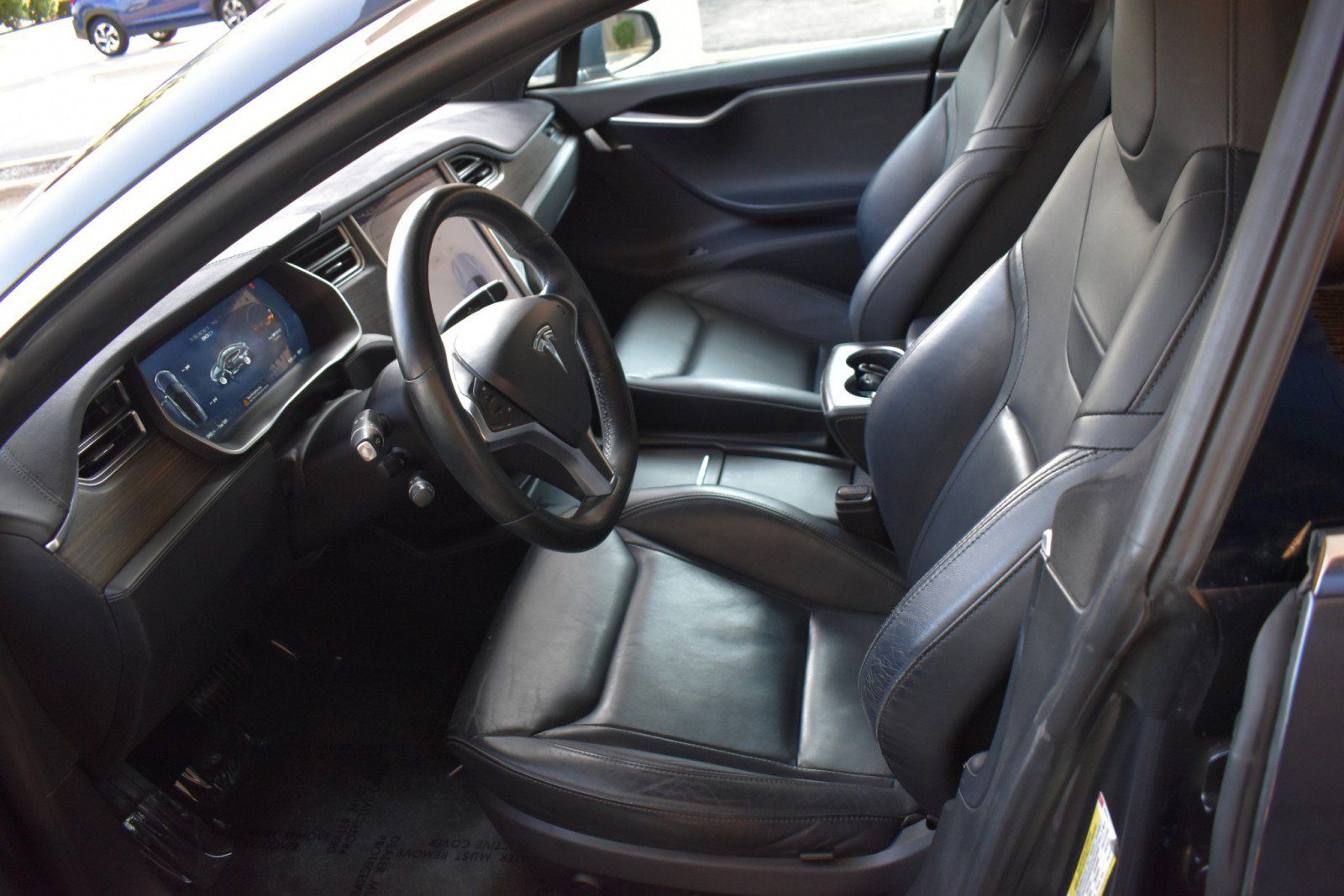 Used 2016 Tesla Model S AWD image 28