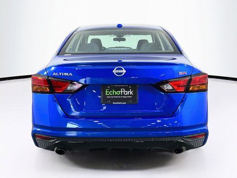 Used 2025 Nissan Altima 2.5 SR FWD image 7
