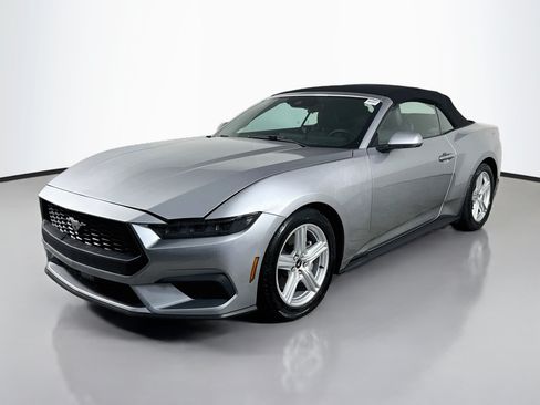 Used 2026 Ford Mustang Premium RWD image 4
