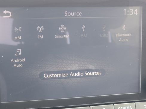 Used 2023 Nissan Rogue SV image 5