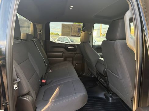 Used 2022 Chevrolet Silverado 1500 LT AWD/4WD image 15