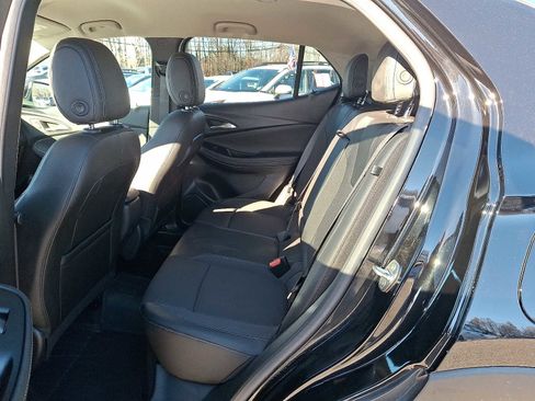 Used 2023 Buick Encore GX Select image 11