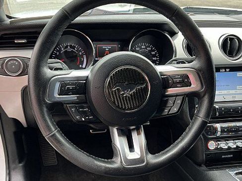 Used 2016 Ford Mustang Premium RWD image 10