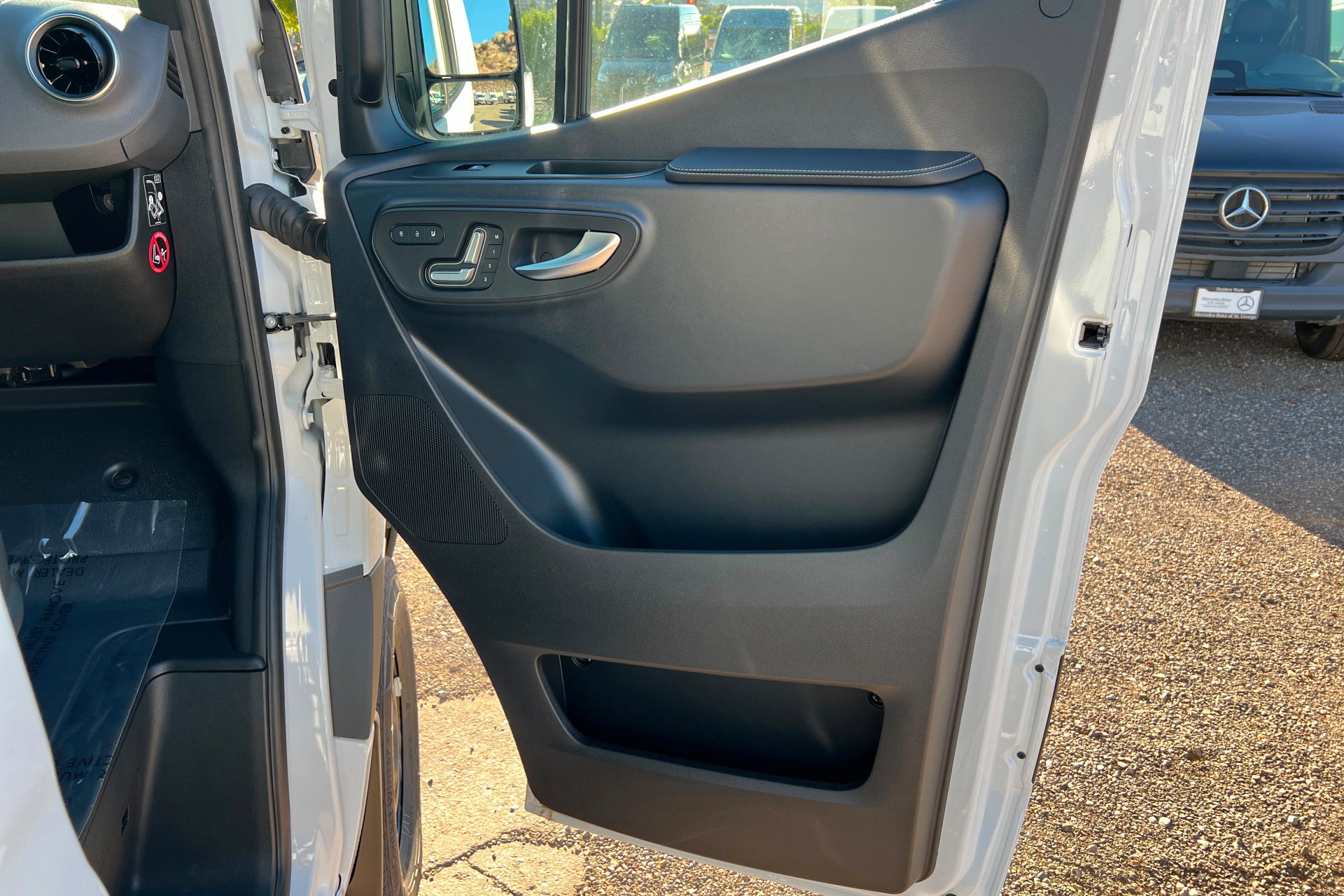 New 2026 Mercedes-Benz Sprinter 2500 image 23