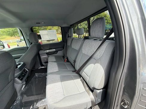 New 2026 Ford F250 XLT w/ XLT Premium Package AWD/4WD image 12