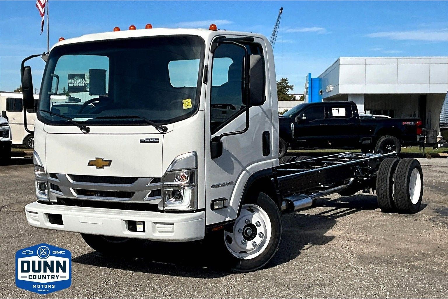 New 2025 Chevrolet Low Cab Forward RWD image 1