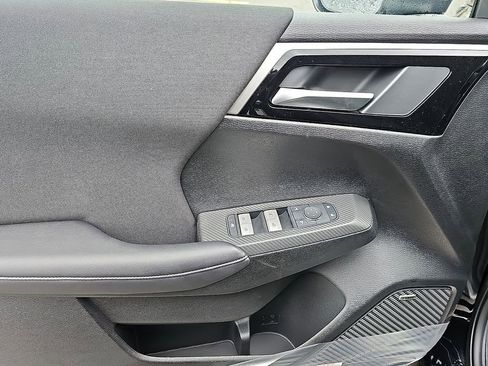 New 2026 Mitsubishi Outlander ES AWD/4WD image 8