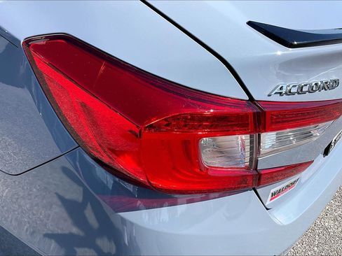 Used 2022 Honda Accord Sport image 32