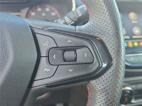 Used 2023 Chevrolet TrailBlazer RS w/ Convenience Package FWD image 24