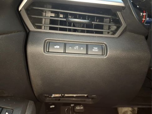Used 2022 Nissan Altima 2.5 SR w/ Midnight Edition Package FWD image 26