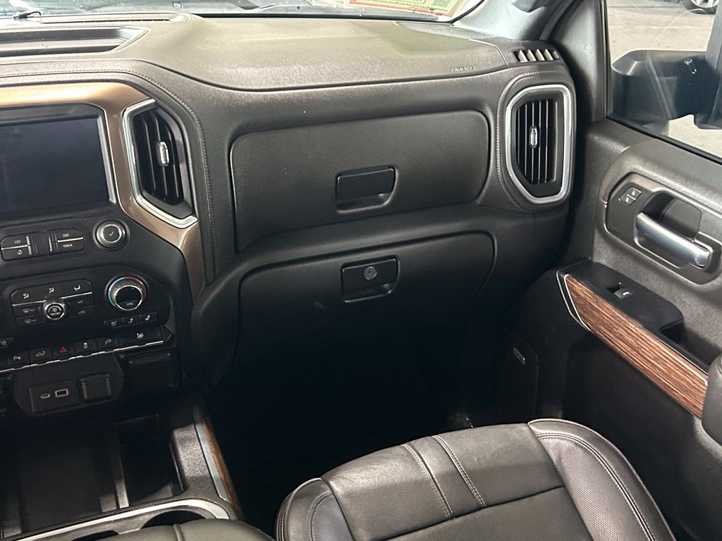 Used 2022 Chevrolet Silverado 3500 High Country w/ Technology Package AWD/4WD image 11