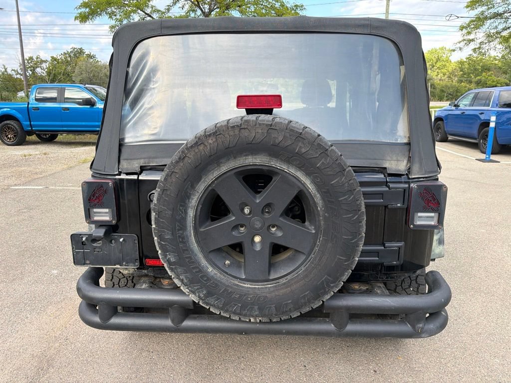 Used 2017 Jeep Wrangler Sport AWD/4WD image 6