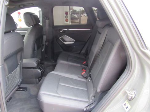 Used 2022 Audi Q3 2.0T Premium Plus w/ Premium Plus Package image 20