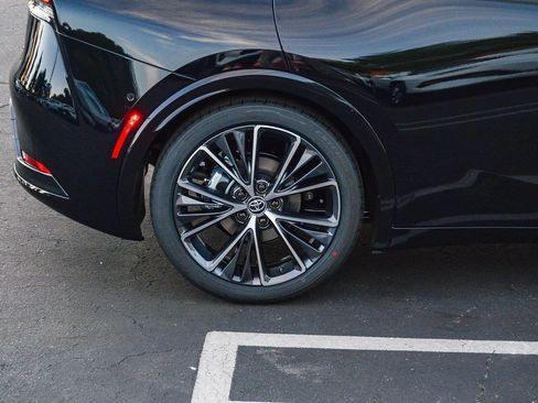 New 2026 Toyota Prius Limited image 9